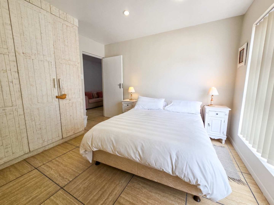 5 Bedroom Property for Sale in Jongensfontein Western Cape